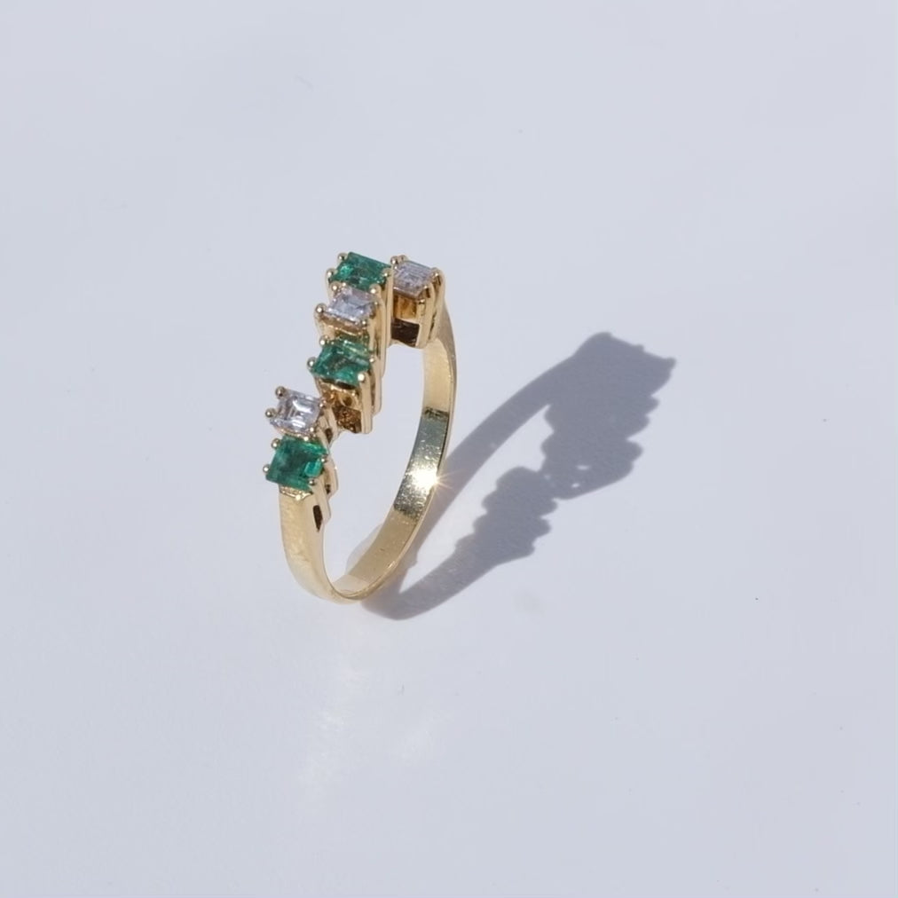 エメラルド & ダイヤモンド 18K リング 8号 / Emerald & Diamond Ring