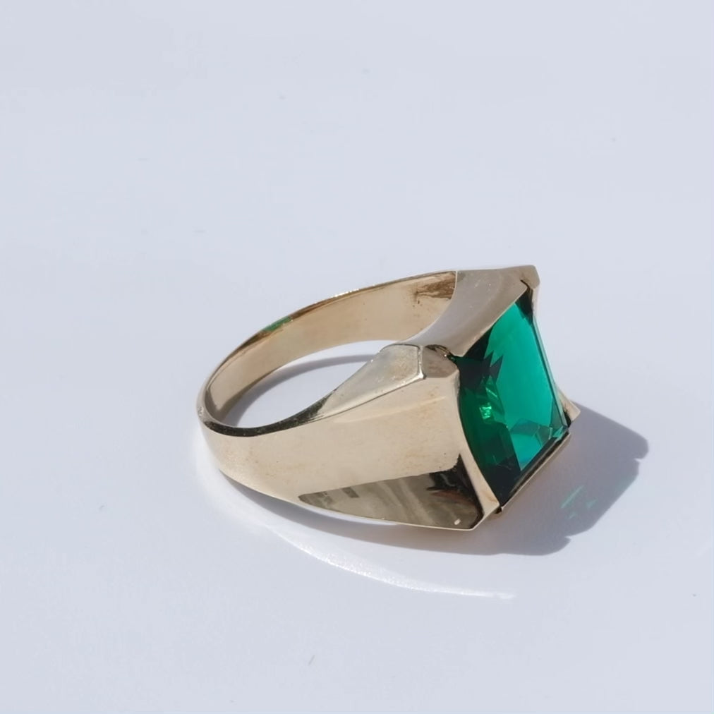 エメラルド カラーストーン リング / Emerald Classic Ring Size 19